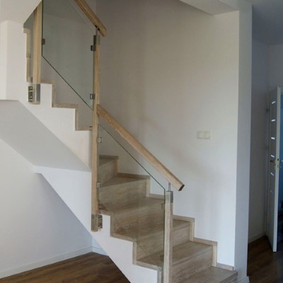 Obłożenia schodów betonowych